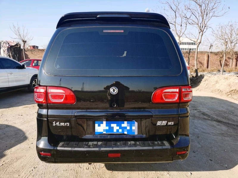 保定21年东风菱智7