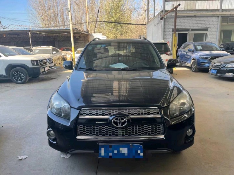 保定13年丰田RAV41