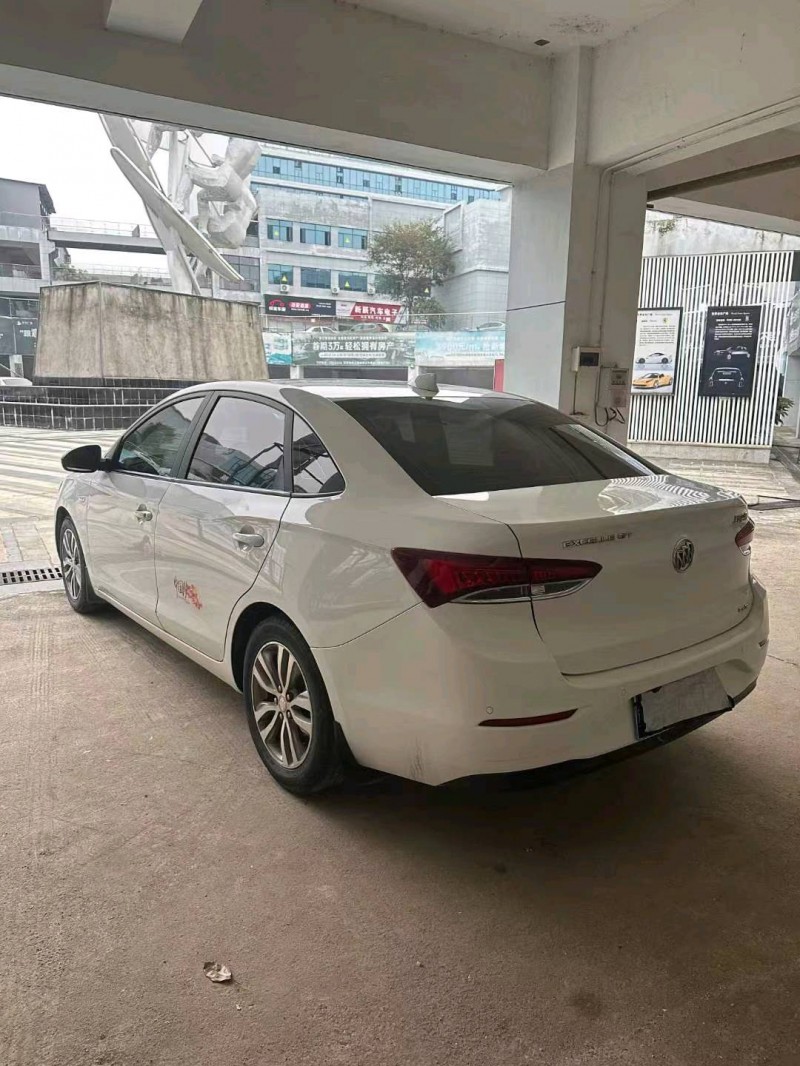 九江20年別克英朗7