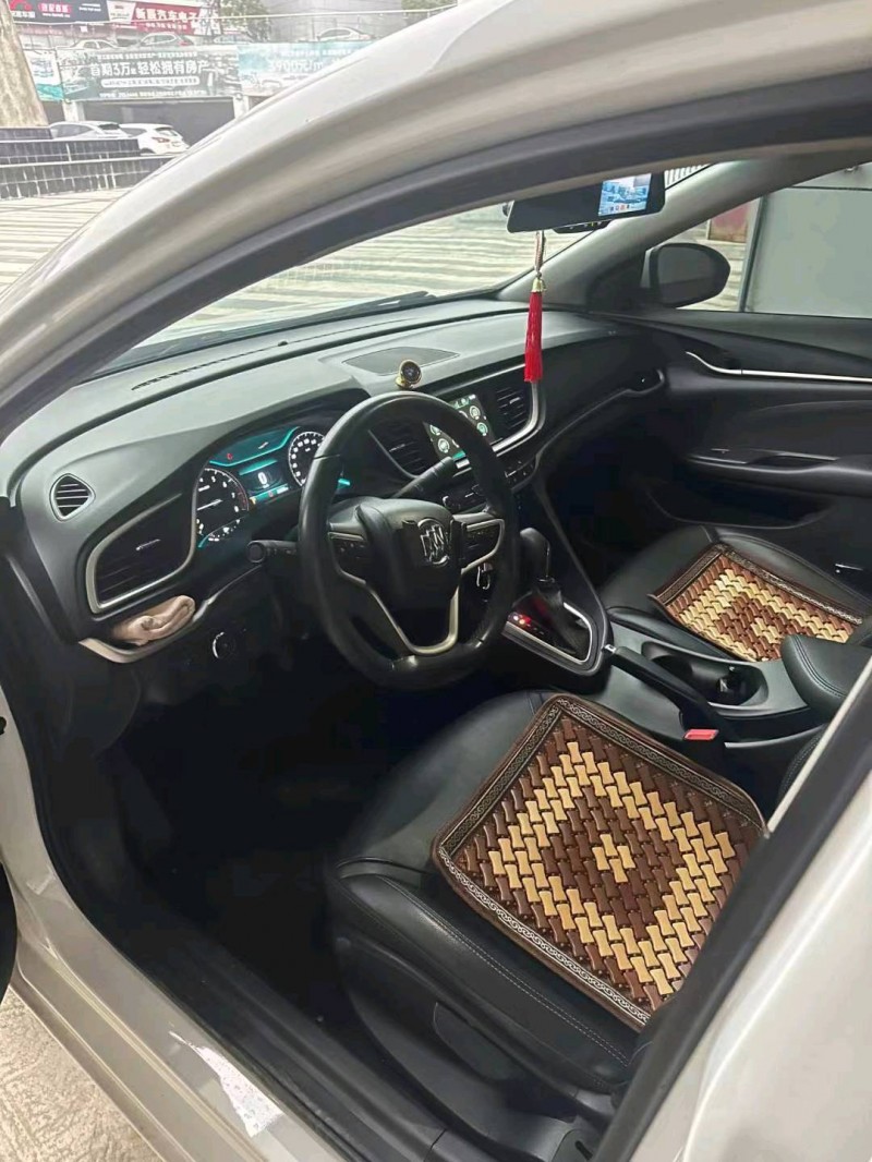 九江20年別克英朗8