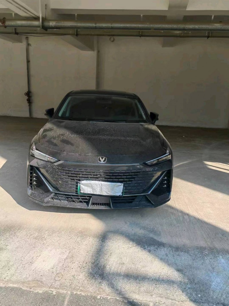 九江23年長安汽車UNI-V1