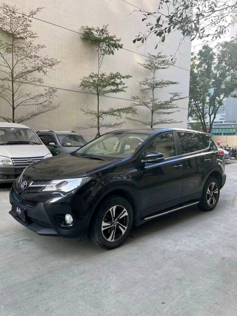 广州15年丰田RAV4荣放3