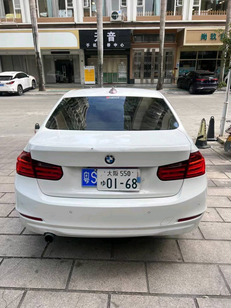 广州15年宝马3系9