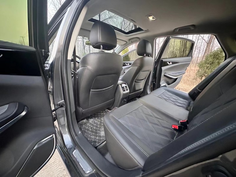 徐州22年长安汽车锐程CC8