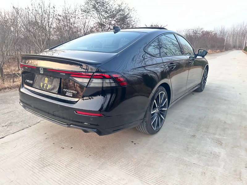 徐州23年本田雅阁5