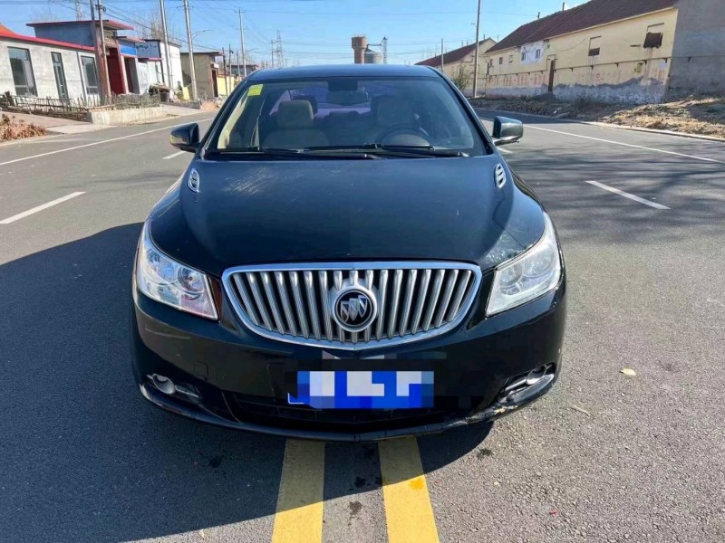 枣庄12年别克君越1