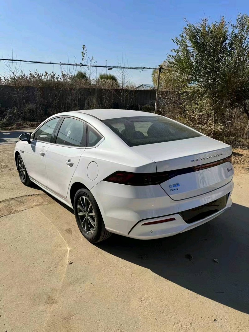 济南23年比亚迪秦6
