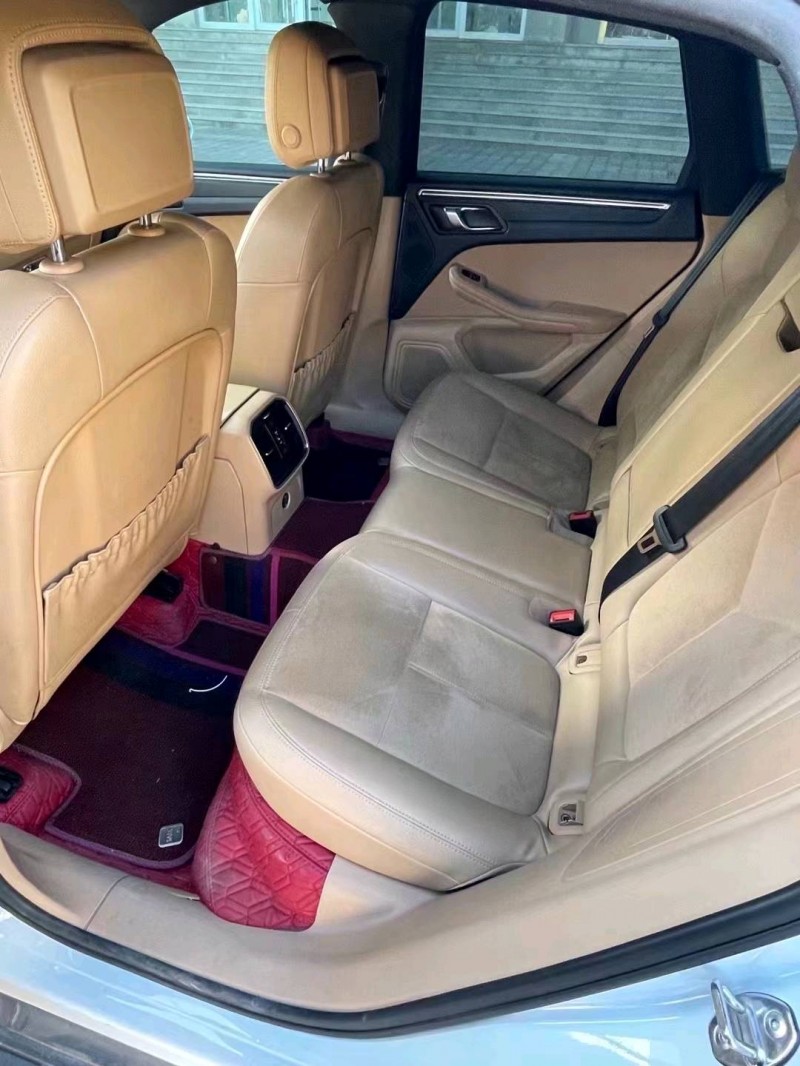 济南17年保时捷Macan4