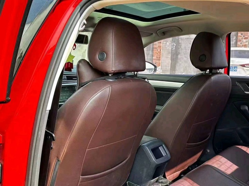 济南19年大众凌渡5