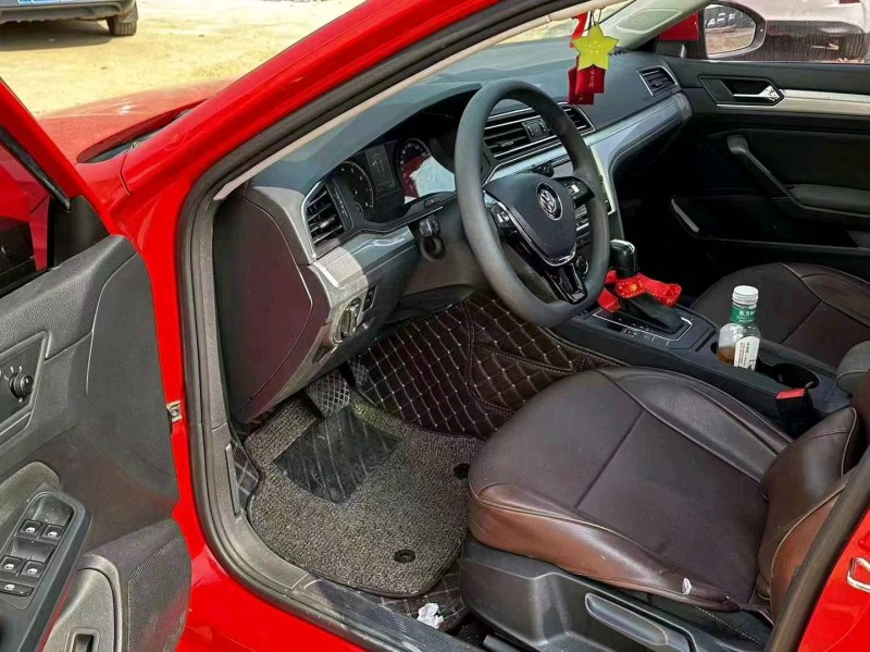 济南19年大众凌渡6