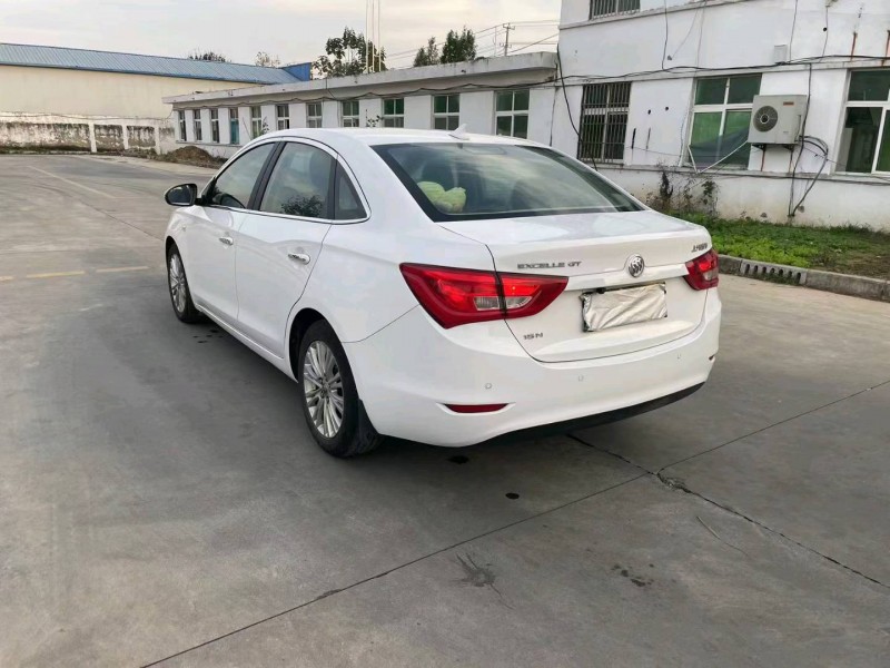 徐州16年别克英朗8