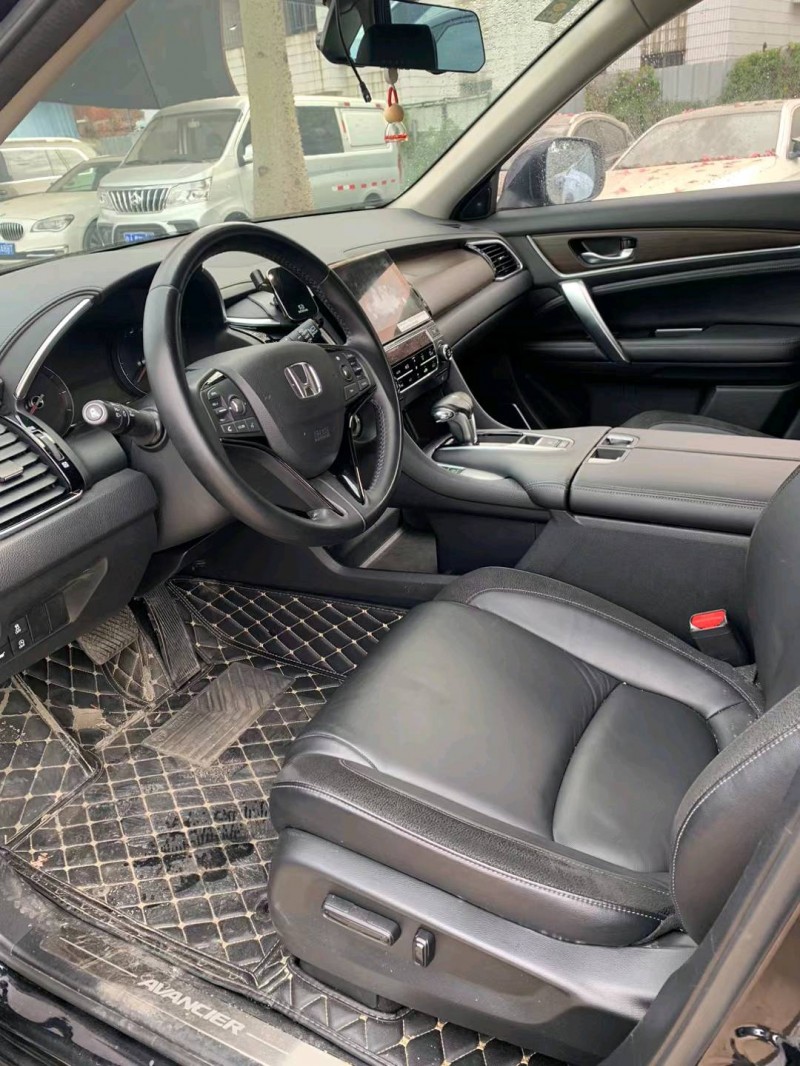 广州20年本田冠道6