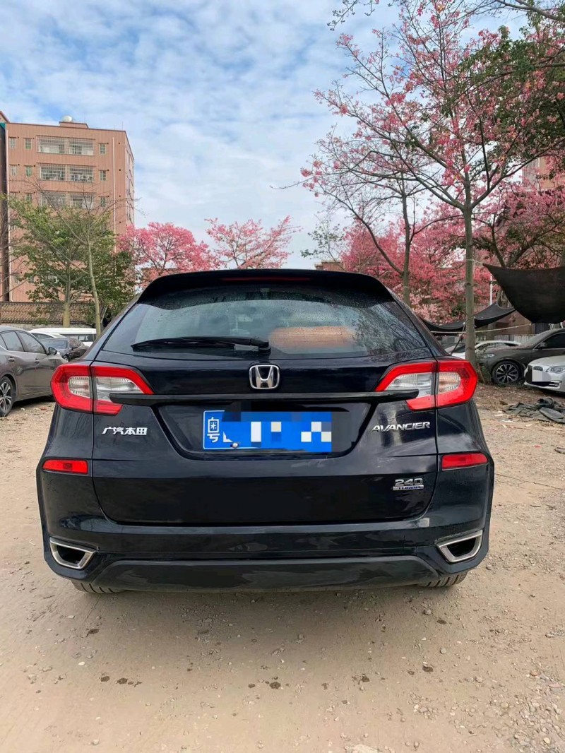 广州20年本田冠道9