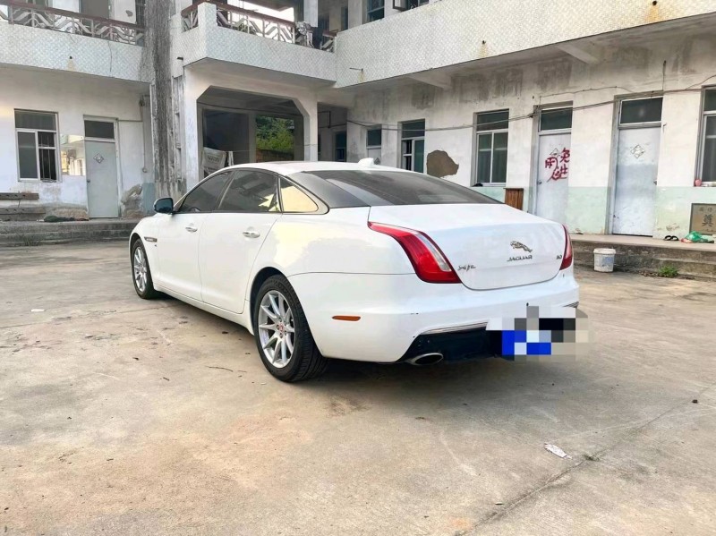 三明18年捷豹XJL6