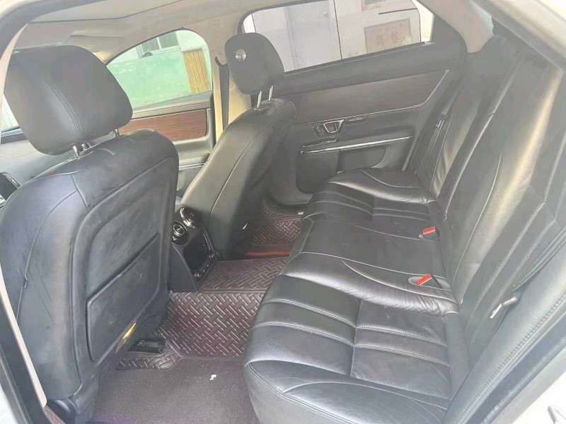 三明18年捷豹XJL7