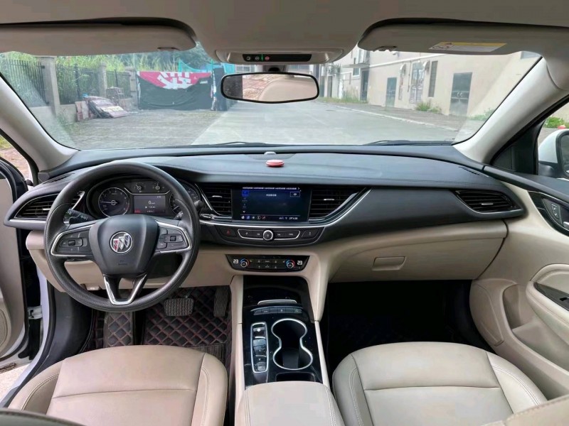 江门21年别克君威6