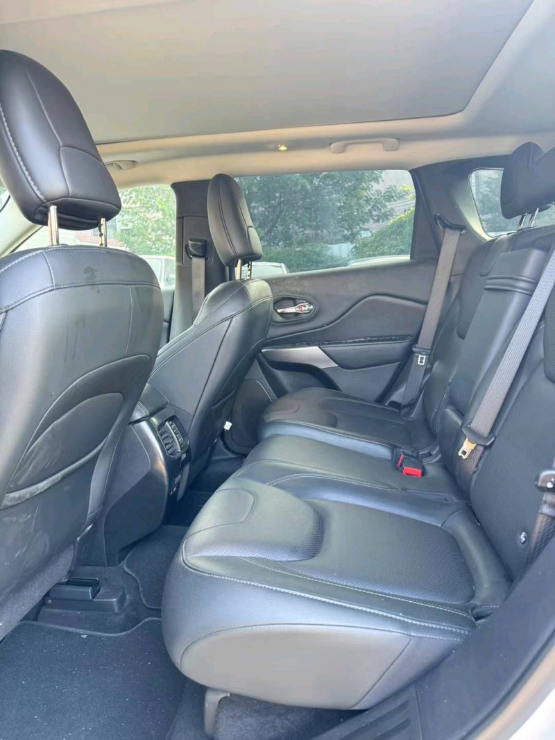 广州19年Jeep自由光6