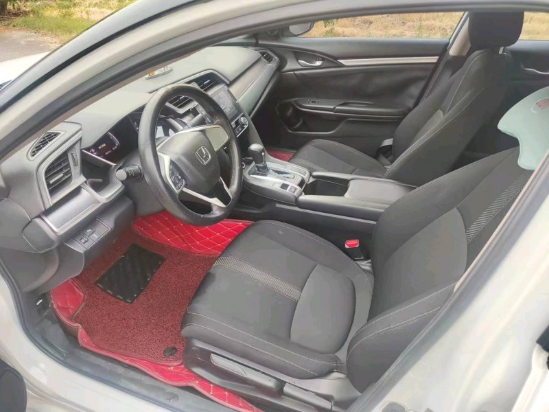 嘉兴19年本田思域8