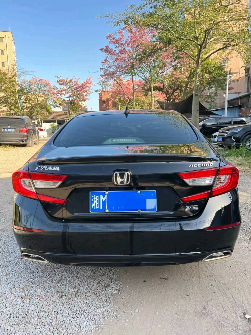 广州21年本田雅阁9