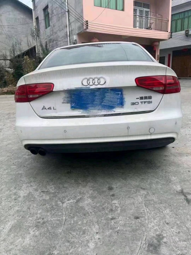 重庆14年奥迪A4L2