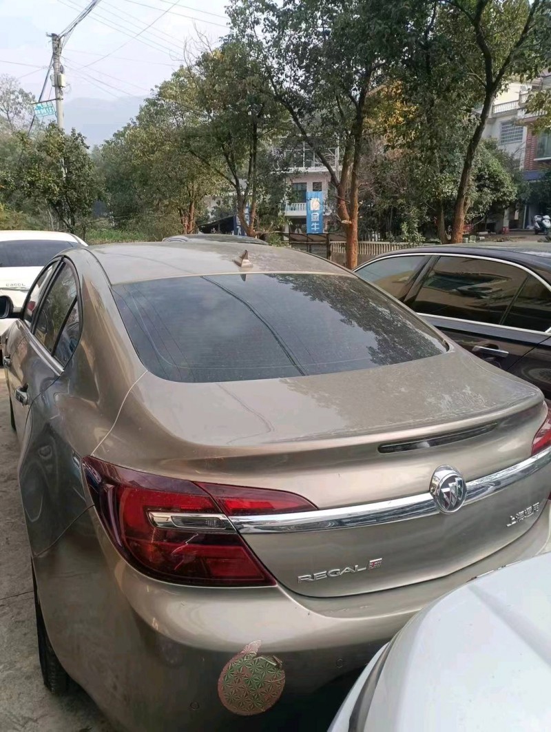 衡阳16年别克君威4