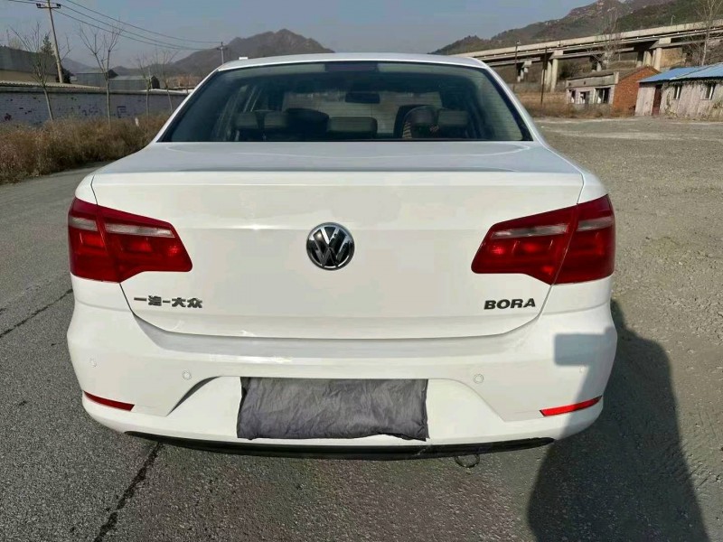 邢台15年大众宝来8