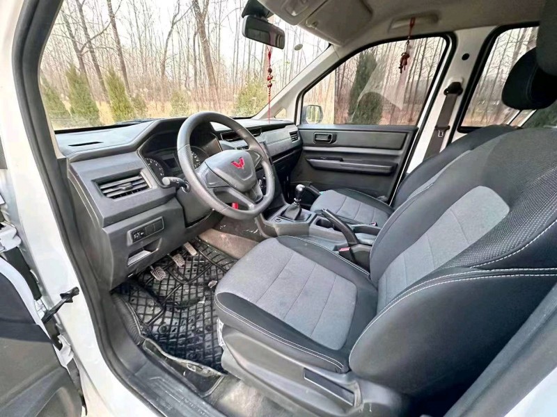 常州23年五菱汽车宏光8