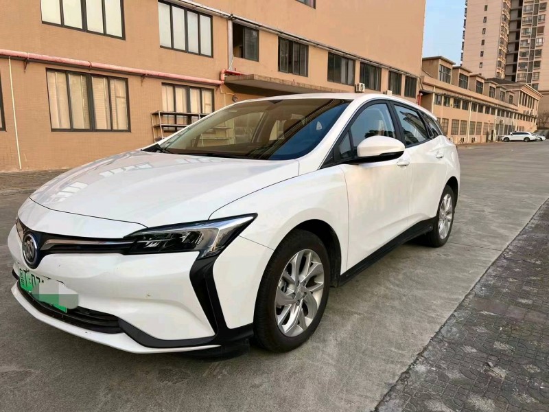 江门23年别克微蓝2