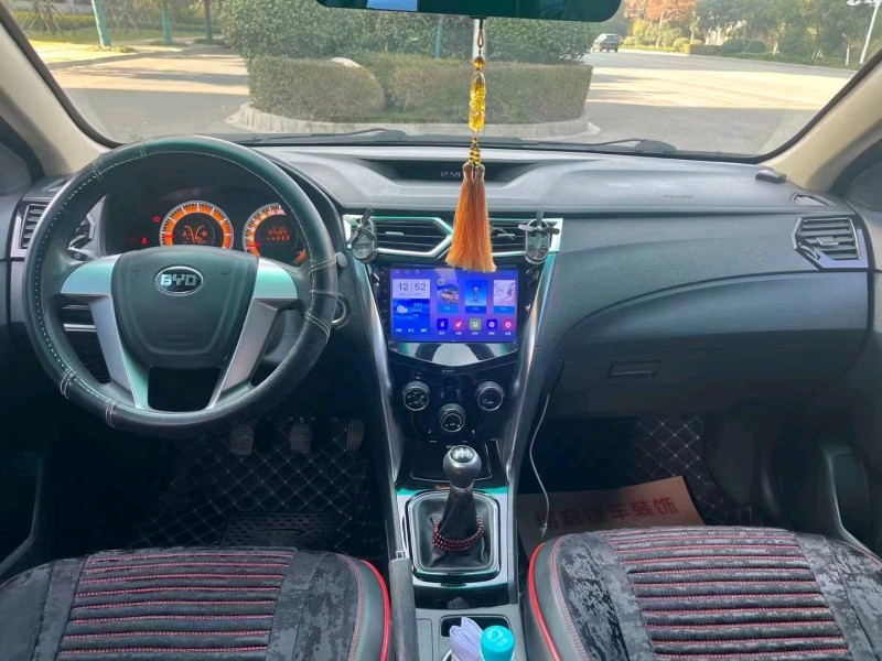 马鞍山21年比亚迪F33