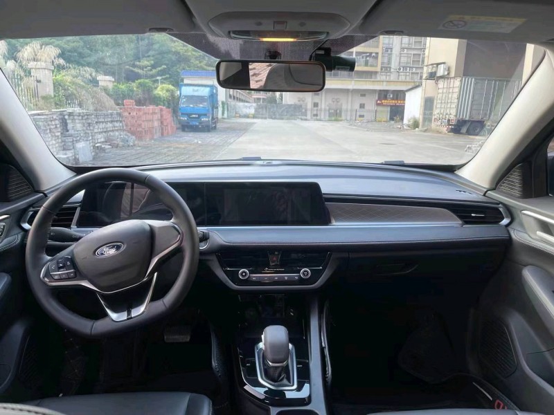 江门21年福特福睿斯6