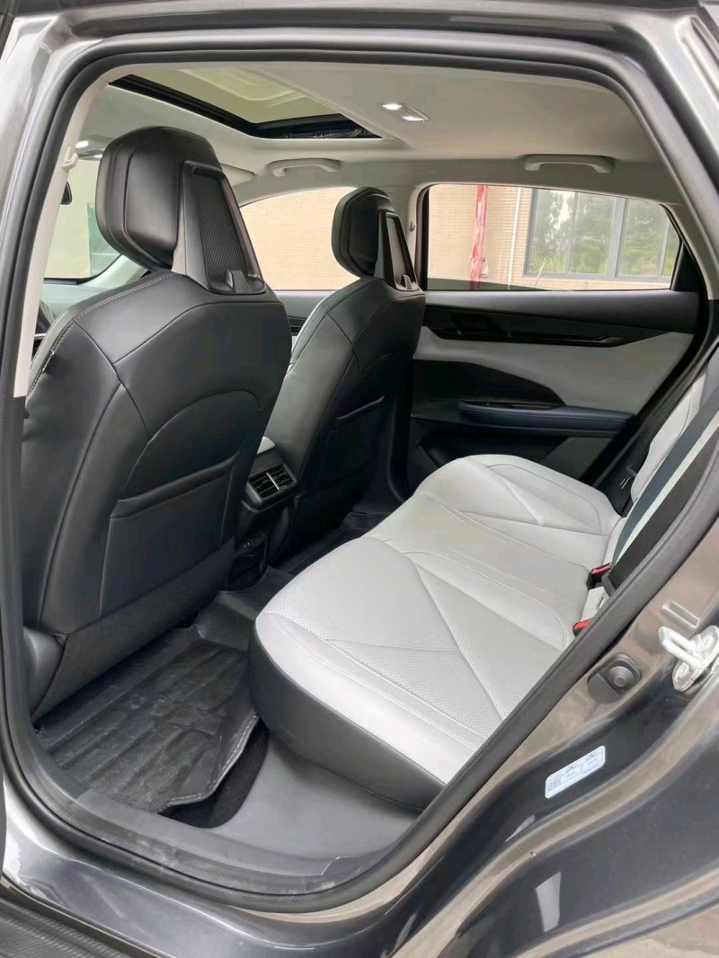 江门23年长安汽车UNI-V5