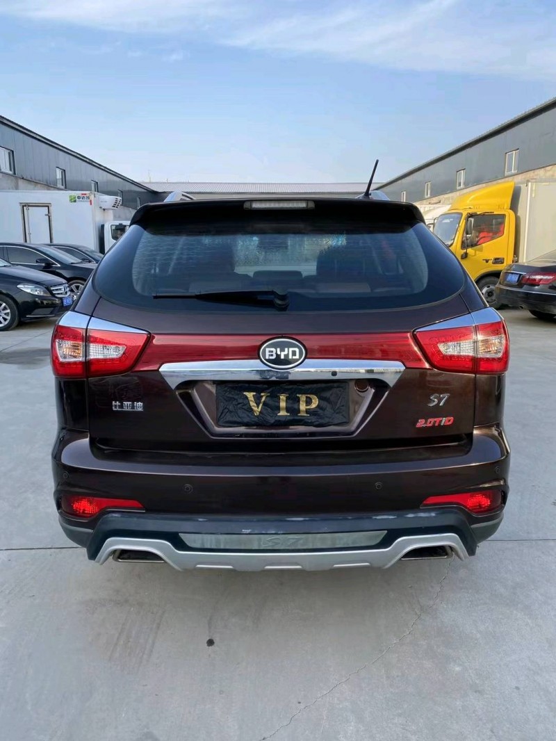 沈阳15年比亚迪S76