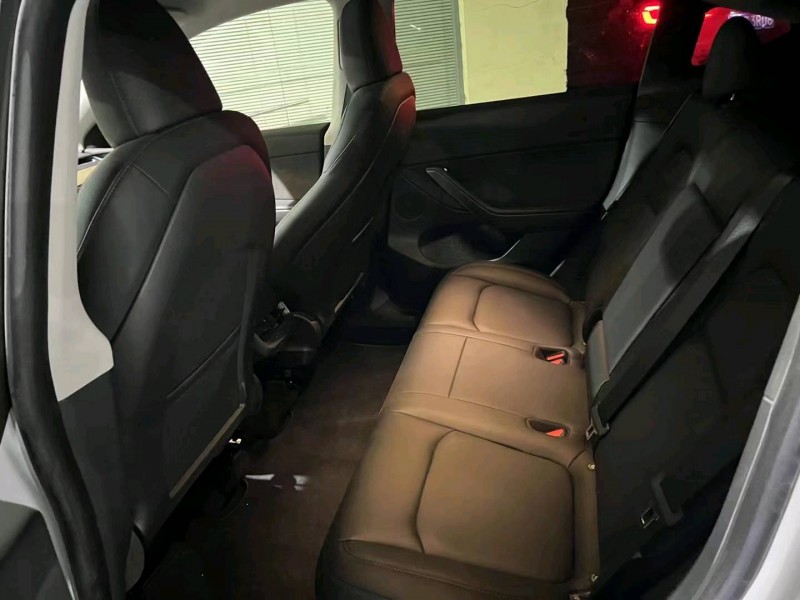 深圳22年特斯拉MODEL Y6
