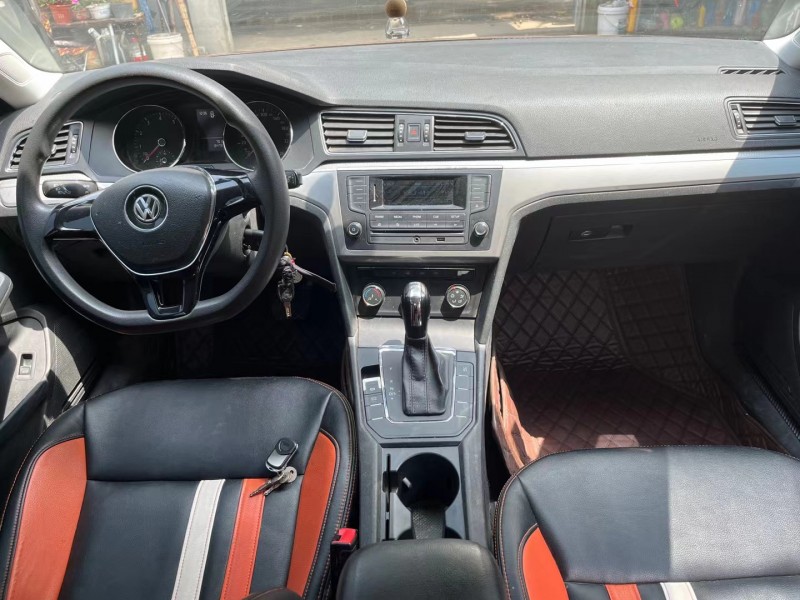 济宁15年大众凌渡5