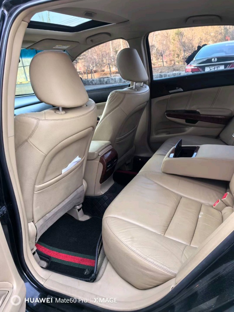 沈阳13年本田雅阁6