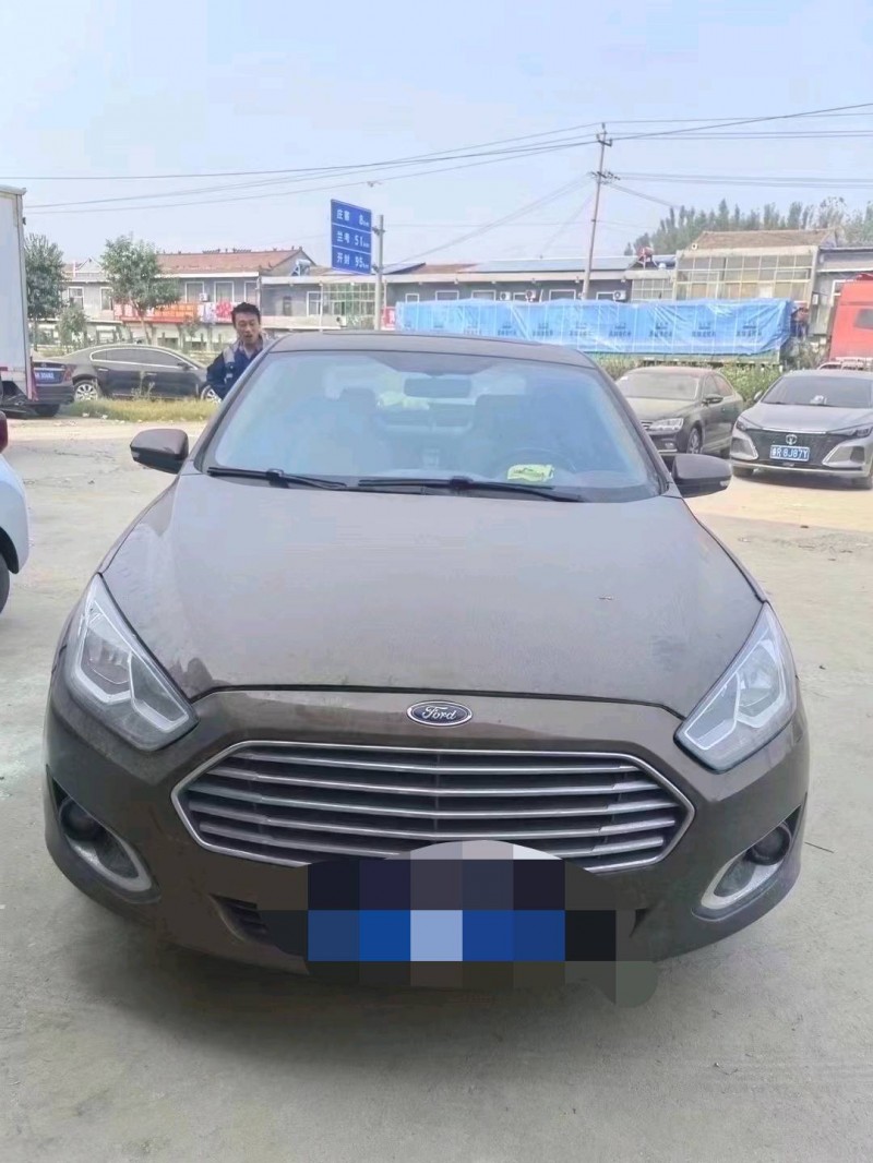 菏泽16年福特福睿斯1