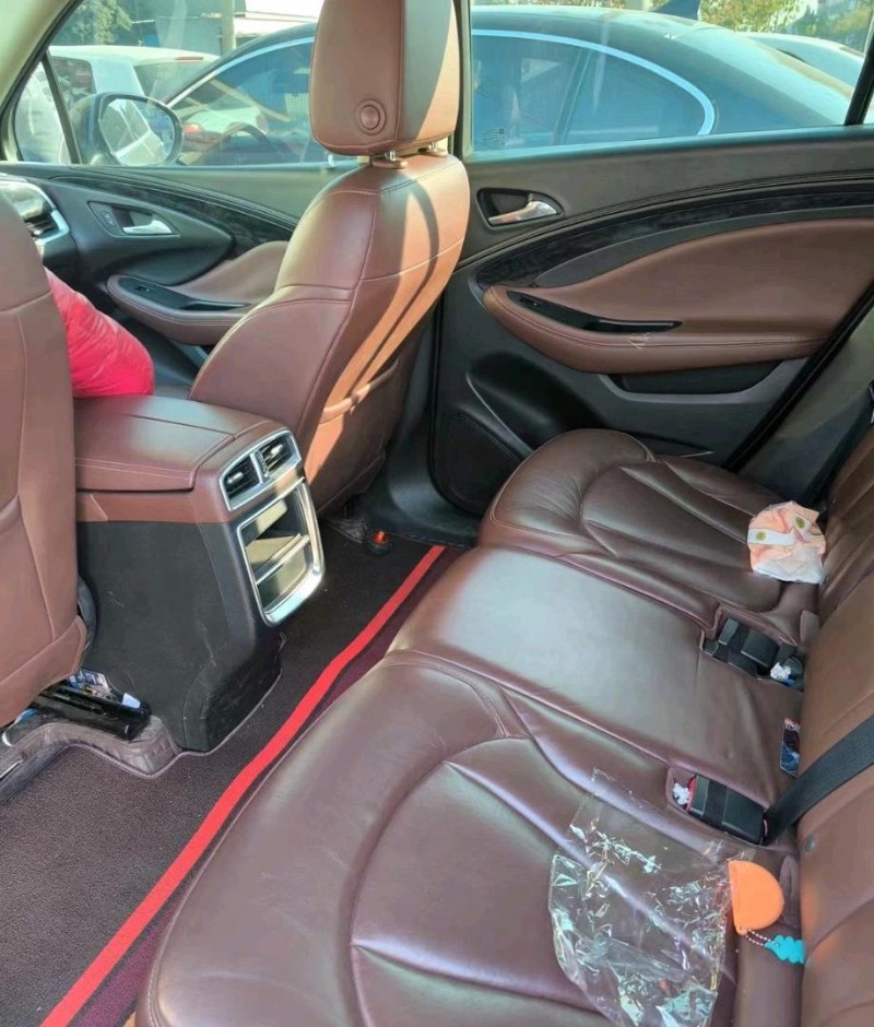 济宁15年别克昂科威3