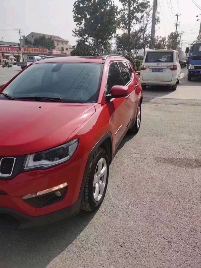 菏泽17年Jeep指南者3