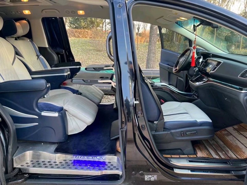 枣庄21年本田奥德赛5