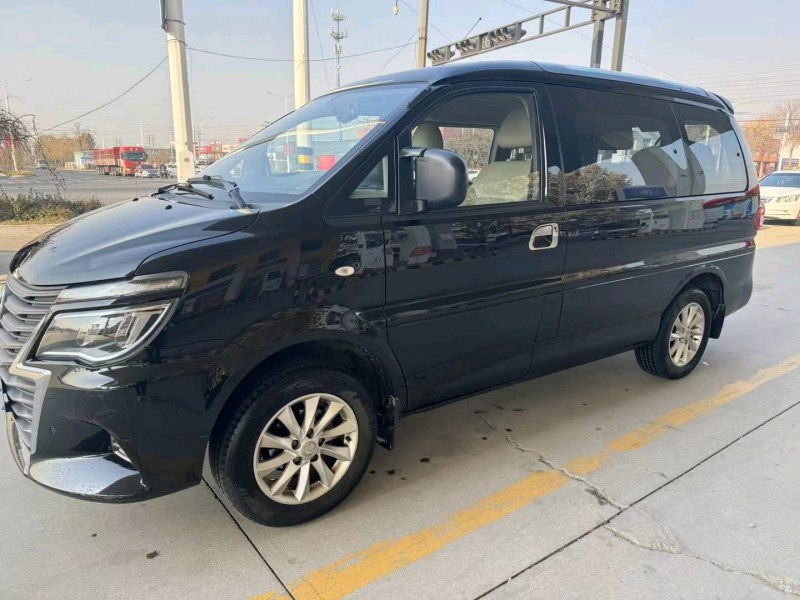 保定21年东风菱智3