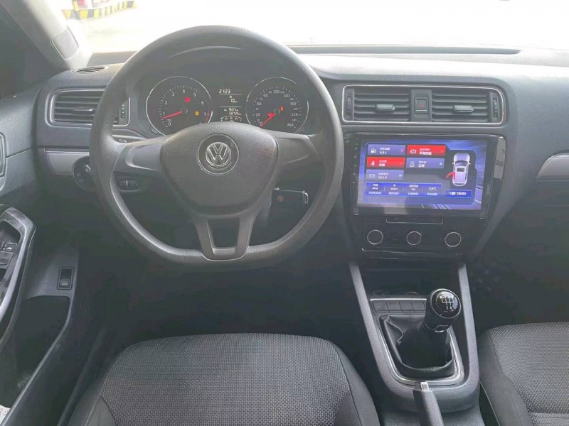 保定18年大众速腾5