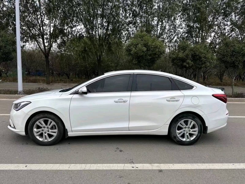 枣庄19年长安汽车逸动7