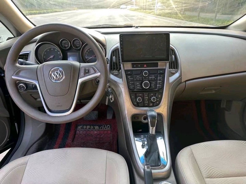 枣庄14年别克英朗GT4