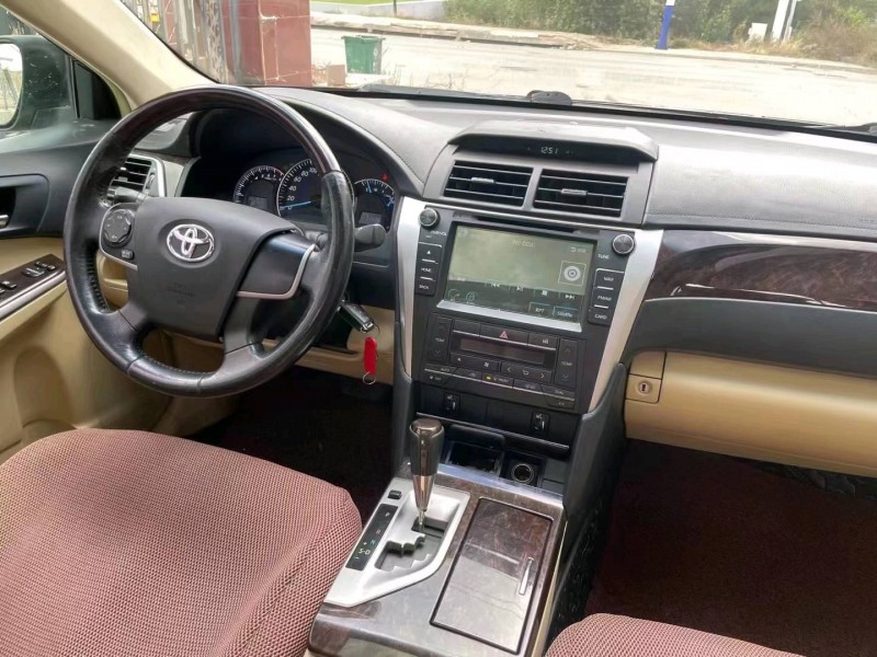 保定15年丰田凯美瑞8