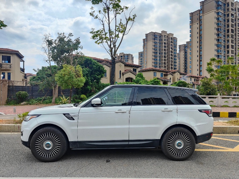 东莞15年路虎揽胜运动9