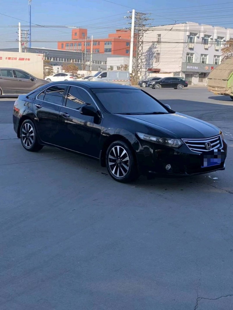 保定11年本田思铂睿2