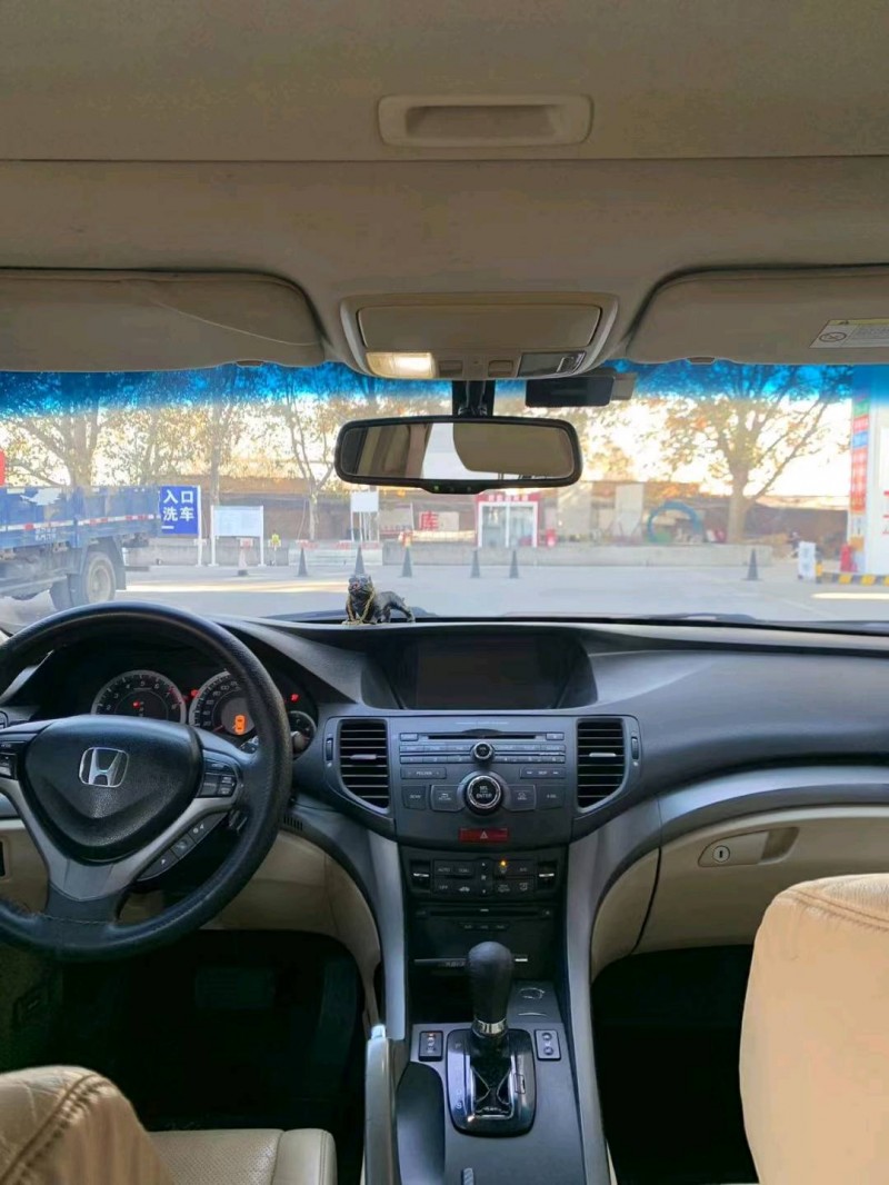 保定11年本田思铂睿6