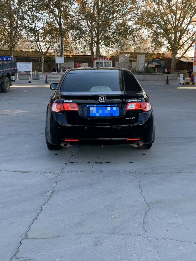 保定11年本田思铂睿9