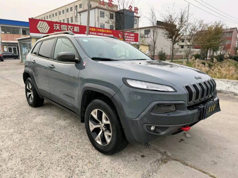 徐州16年Jeep自由光5