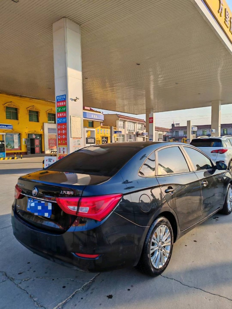 保定17年别克英朗8